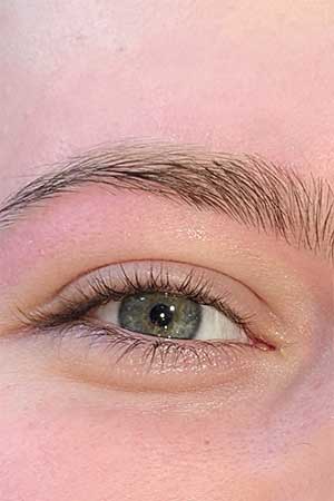 Eyebrow manicure on pale skin